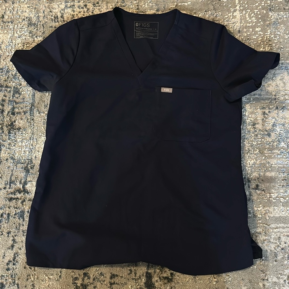 FIGS SCRUBS sold as a set. Top - Medium
Bottoms - Small